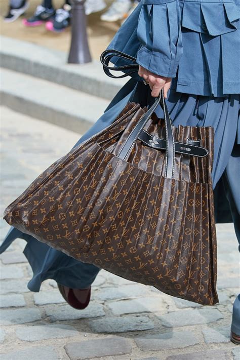 lv new season bag
